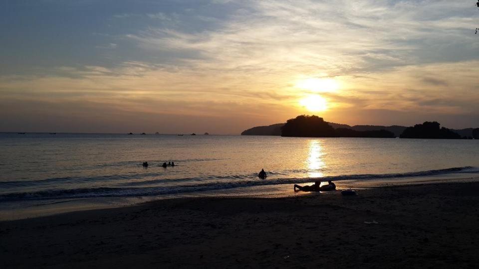 Ko Lanta Tara House酒店 外观 照片